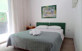 Anais Apartment